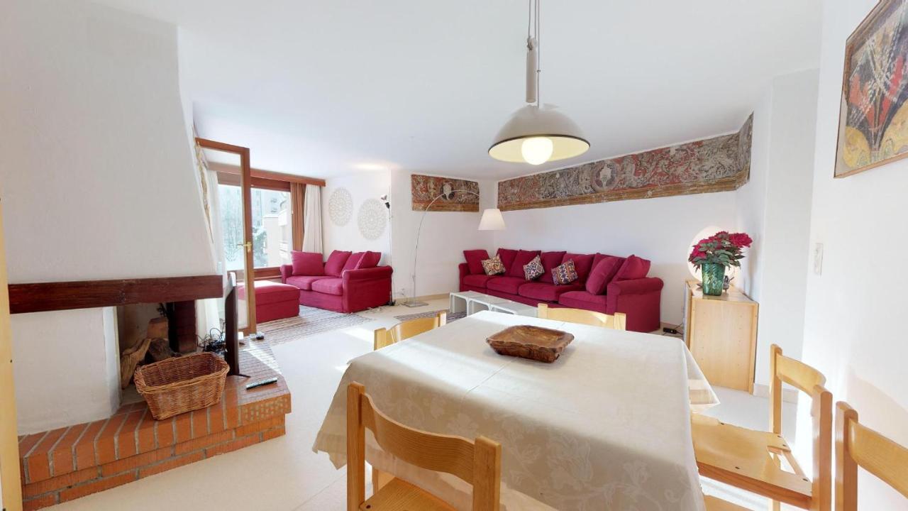 Abitaziun Quadratscha 22 - Samedan Apartment Екстериор снимка